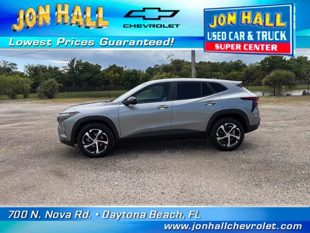 Used 2025 Chevrolet Trax RS w/ Driver Confidence Package FWD image 4