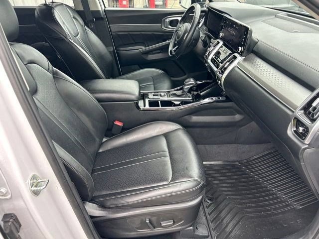 Used 2023 Kia Sorento SX AWD/4WD image 45