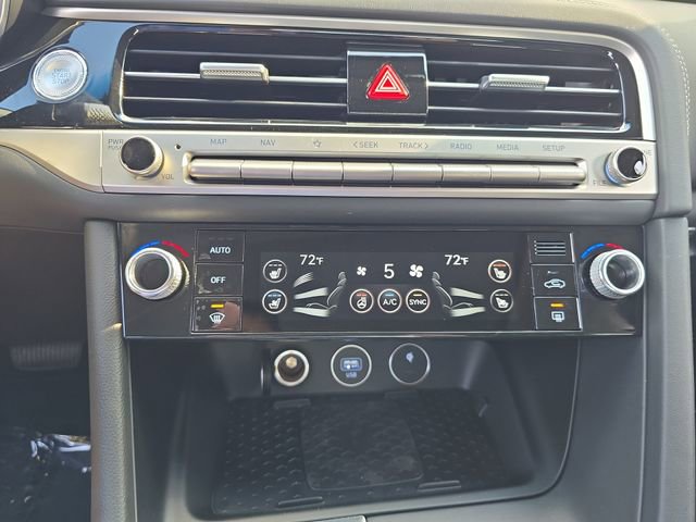 Used 2026 Genesis G70 2.5T Prestige image 19