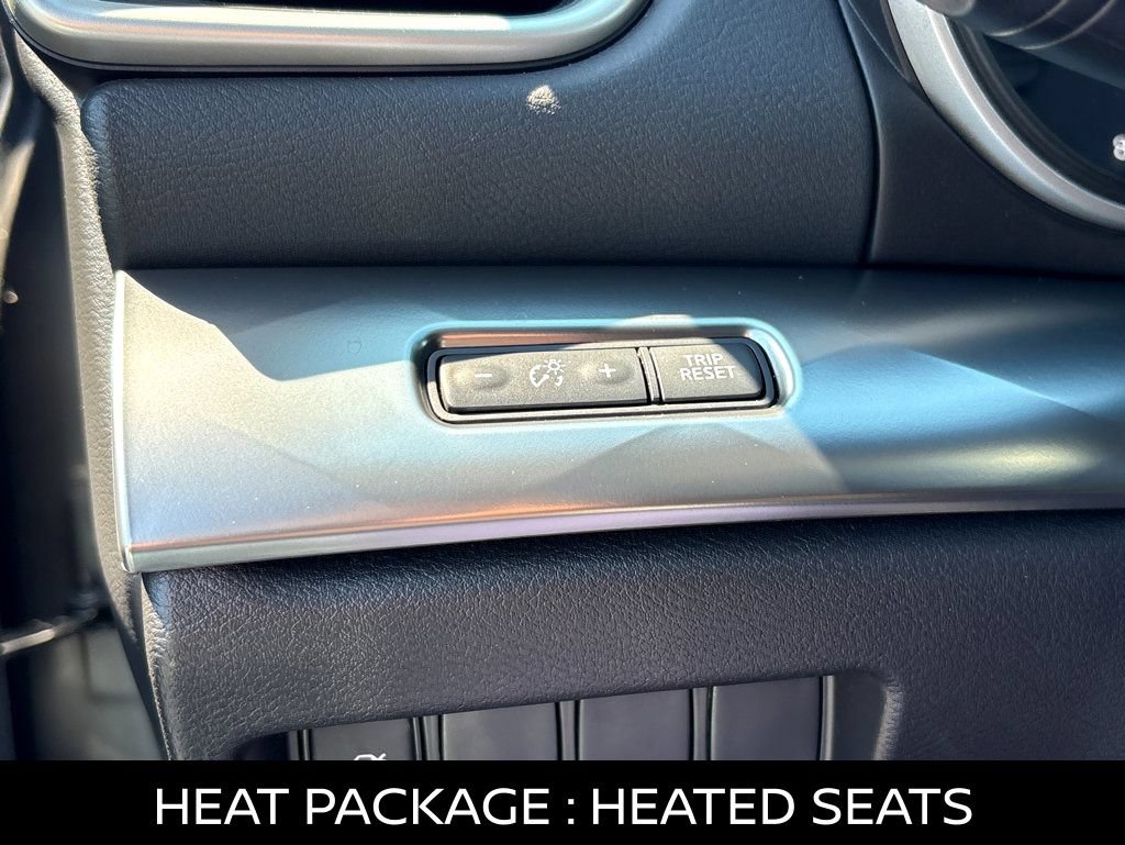Used 2023 Nissan Maxima SV w/ Floor Mat Group FWD image 14