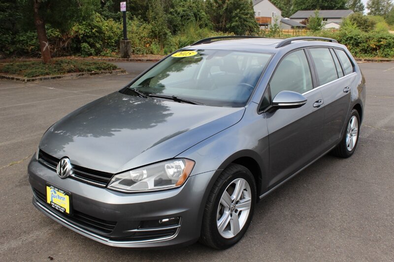 Used 2015 Volkswagen Golf TDI S FWD image 2
