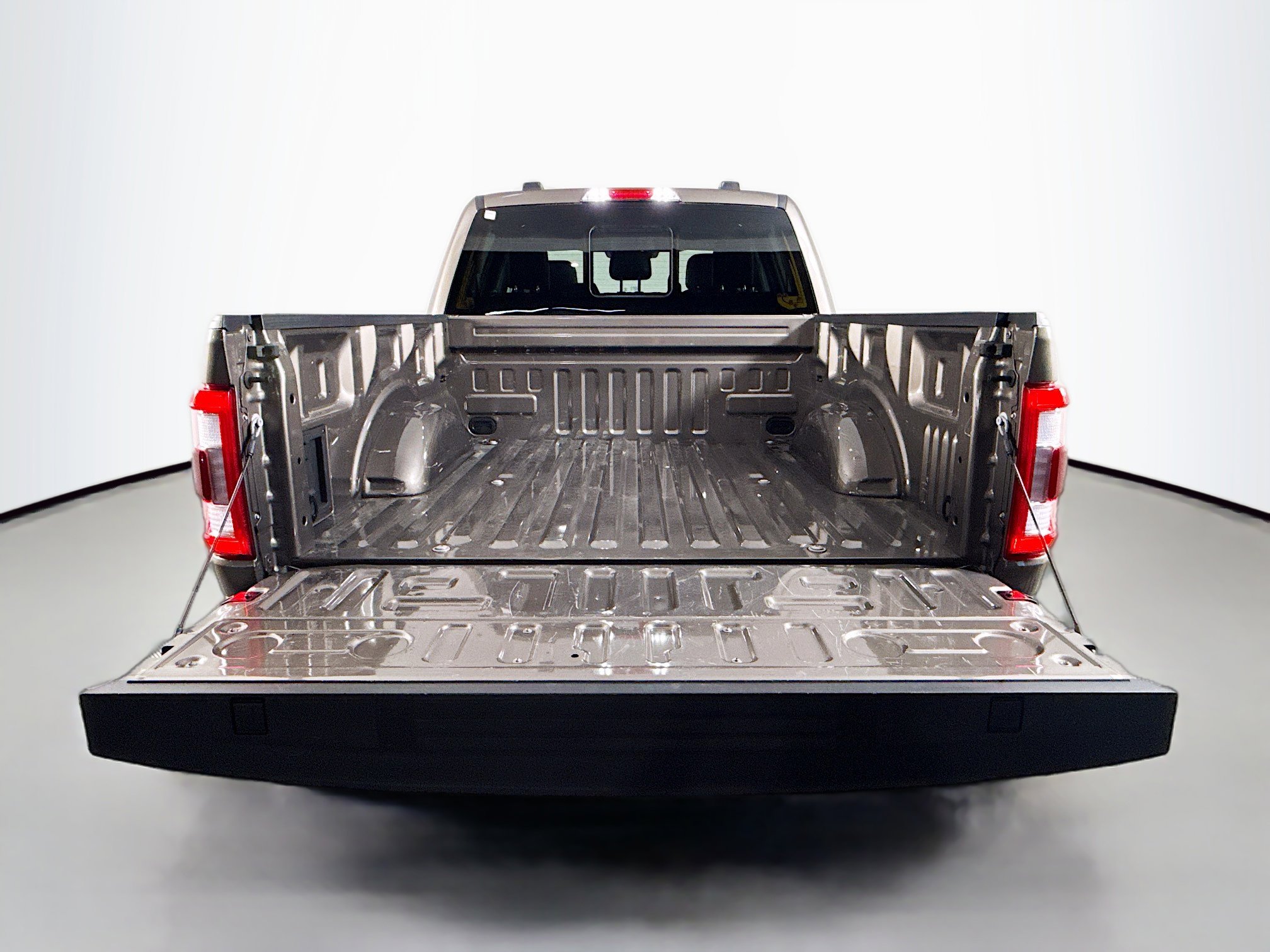 Used 2023 Ford F150 Lariat image 35