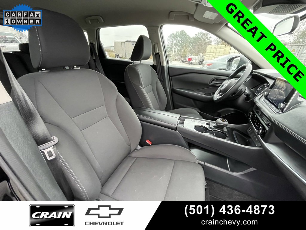 Used 2024 Nissan Rogue S image 30