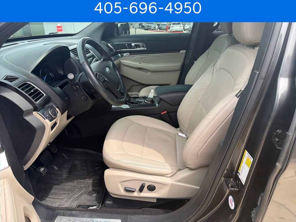 Used 2019 Ford Explorer Limited w/ Class III Trailer Tow Package AWD/4WD image 11