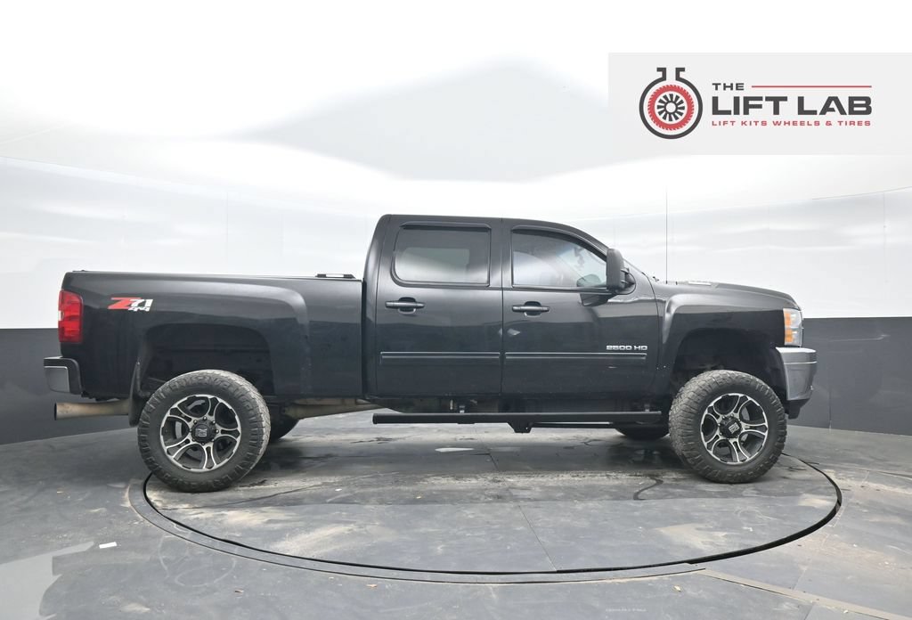 Used 2012 Chevrolet Silverado 2500 LTZ w/ Suspension Package, Off-Road AWD/4WD image 8