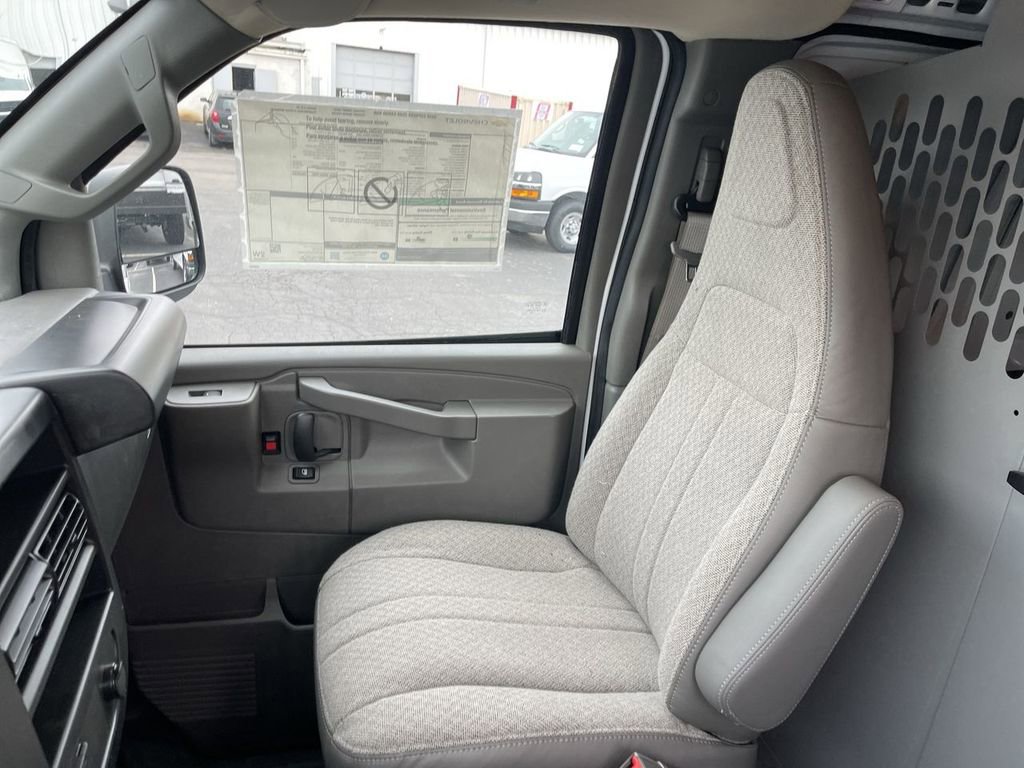 New 2026 Chevrolet Express 2500 w/ Driver Convenience Package RWD image 12