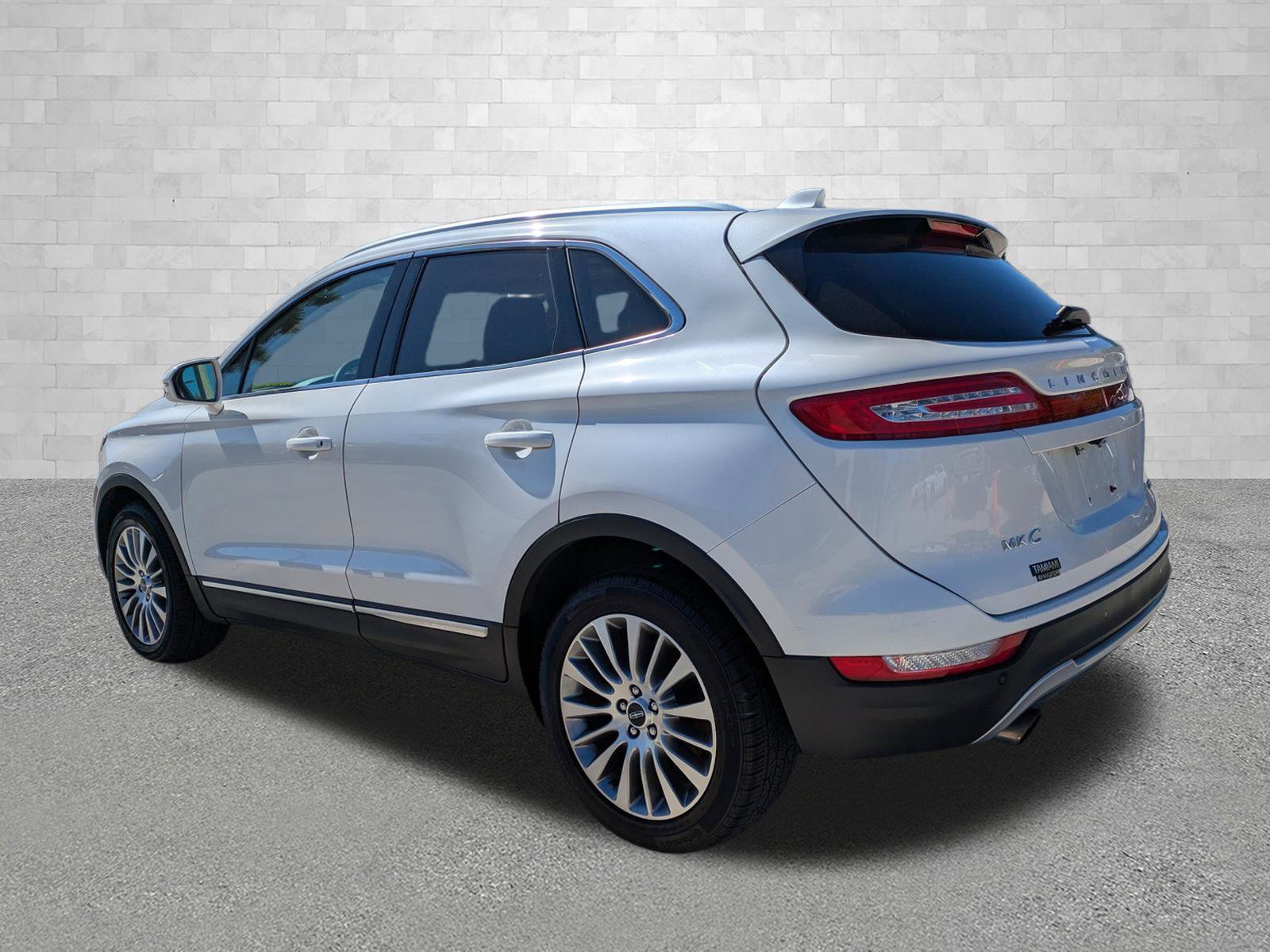 Used 2018 Lincoln MKC Reserve w/ Lincoln MKC Climate Package image 4