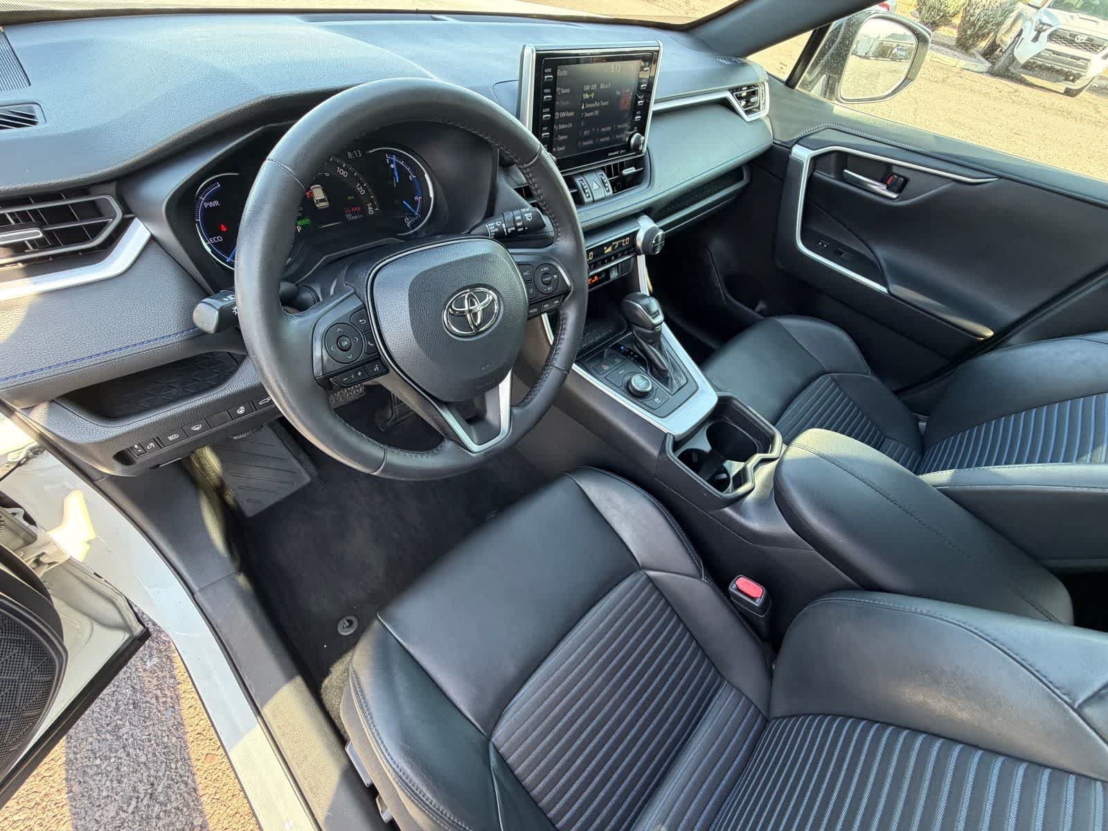 Used 2020 Toyota RAV4 XSE w/ XSE Grade Weather Package AWD/4WD image 14
