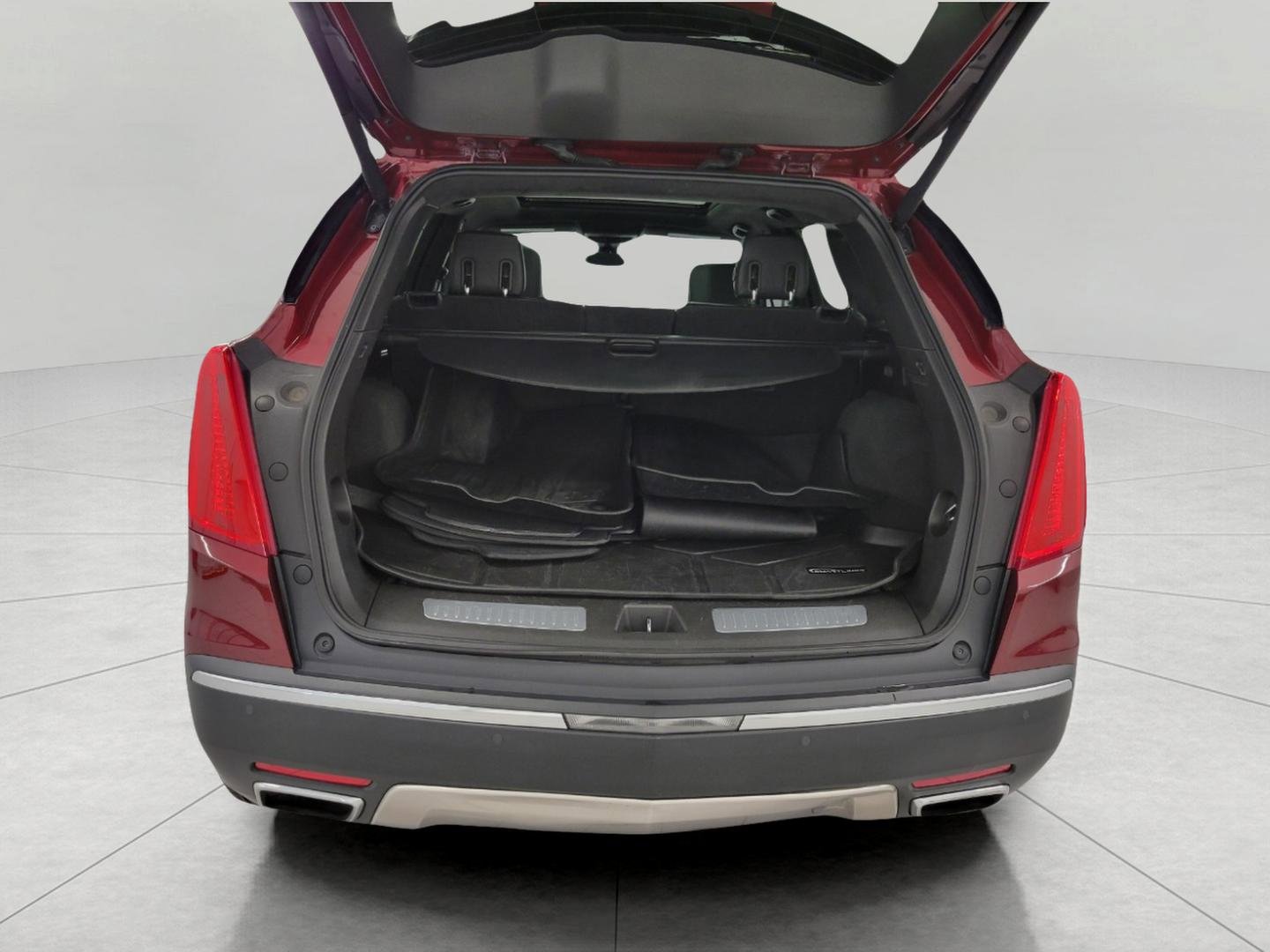 Used 2017 Cadillac XT5 Platinum image 15