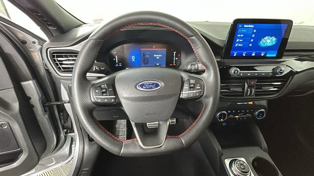 Used 2023 Ford Escape ST-Line w/ Equipment Group 301A AWD/4WD image 15