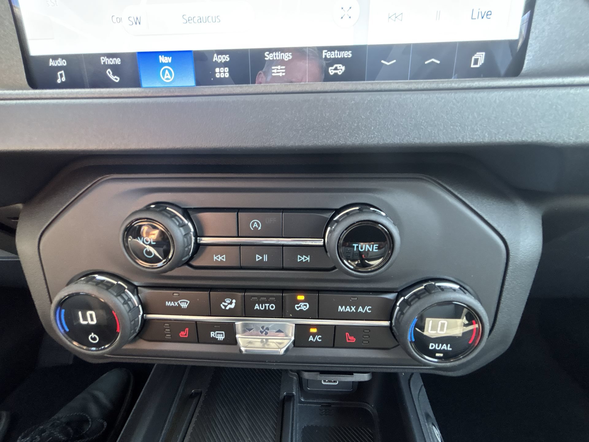 New 2026 Ford Bronco Big Bend AWD/4WD image 15