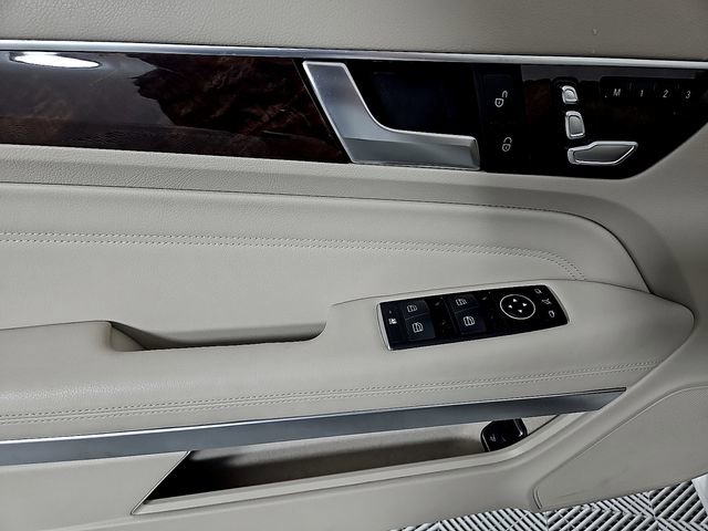 Used 2016 Mercedes-Benz E 400 E 400 image 12