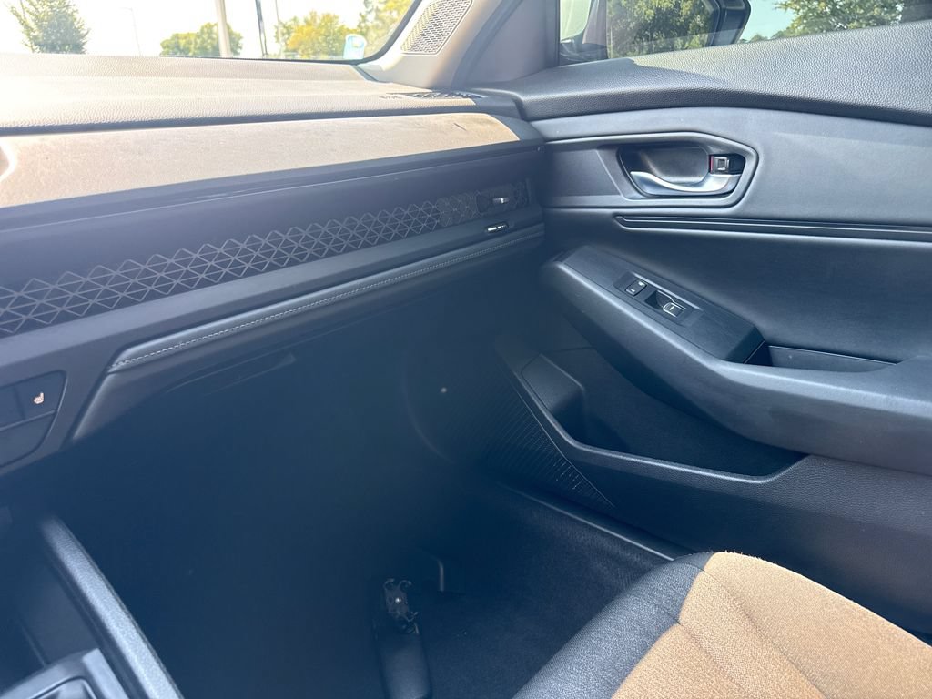 Certified 2024 Honda Accord EX image 18