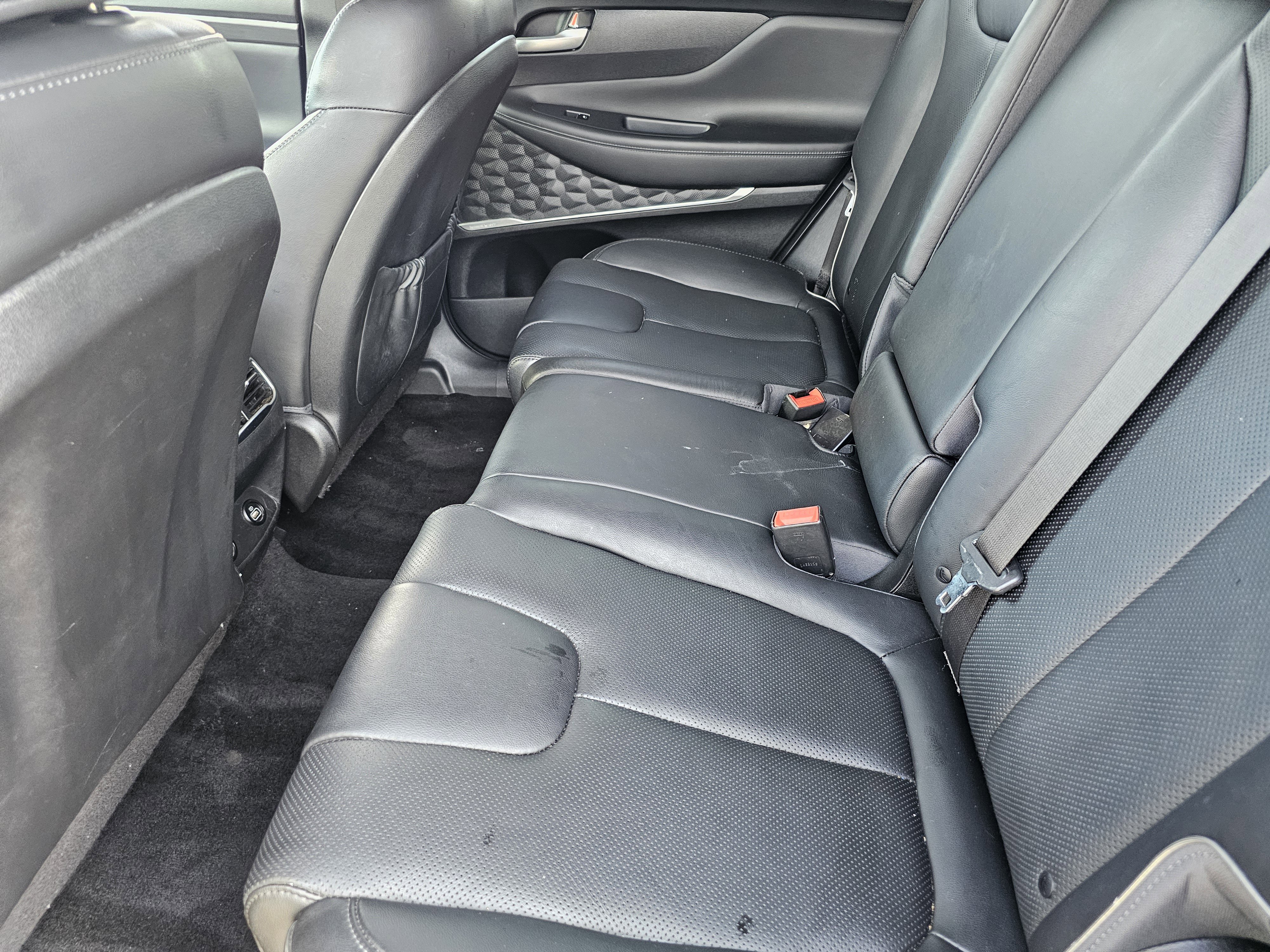 Used 2021 Hyundai Santa Fe SEL w/ Convenience + Premium Package image 27