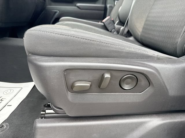 Used 2024 Chevrolet Silverado 2500 LT AWD/4WD image 12