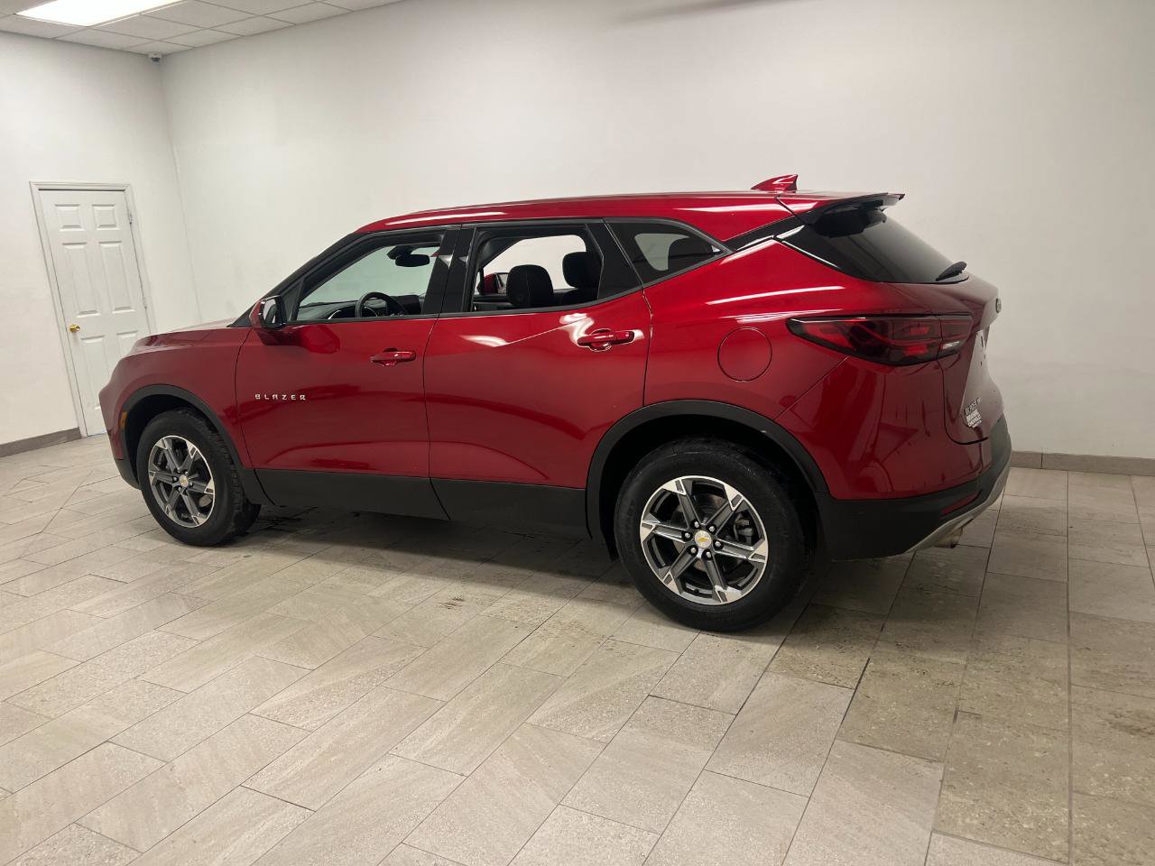 Used 2025 Chevrolet Blazer LT image 13