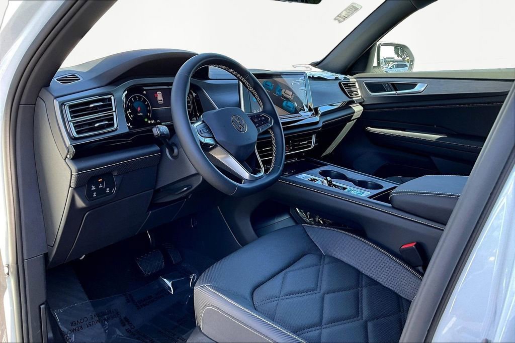 New 2026 Volkswagen Atlas Cross Sport SE image 17