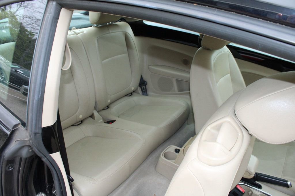 Used 2016 Volkswagen Beetle 1.8T SEL FWD image 27