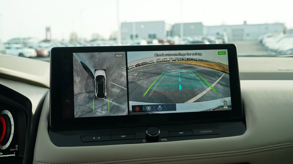 Used 2024 Nissan Rogue SL w/ SL Premium Package image 35