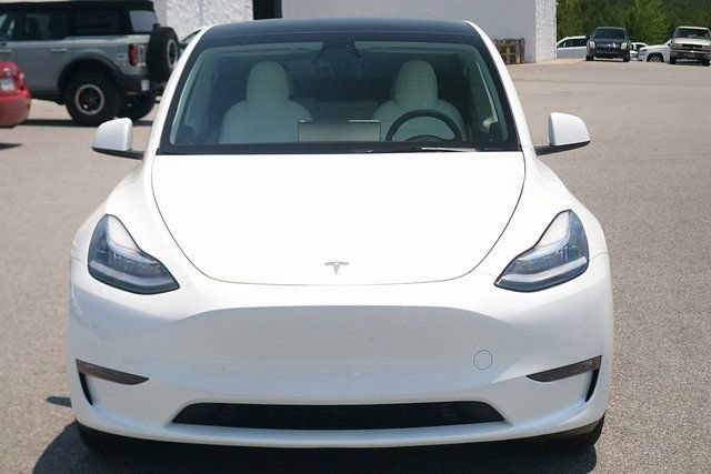 Used 2021 Tesla Model Y Long Range AWD/4WD image 2
