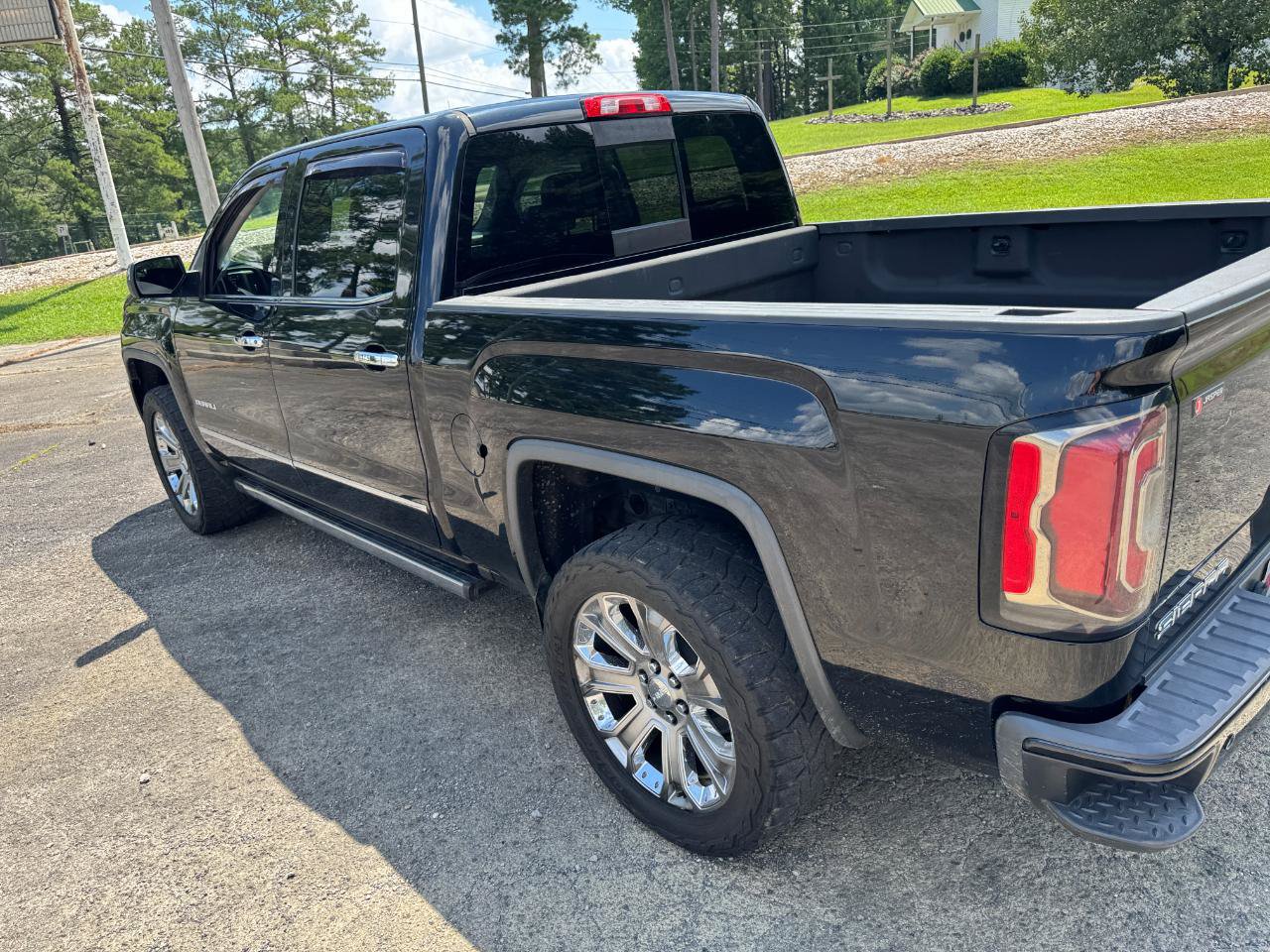 Used 2018 GMC Sierra 1500 Denali w/ Denali Ultimate Package AWD/4WD image 19