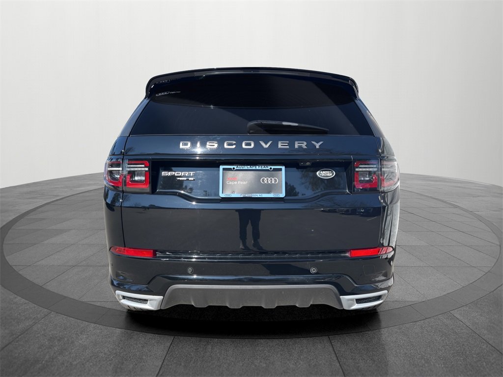Used 2020 Land Rover Discovery Sport SE R-Dynamic image 5