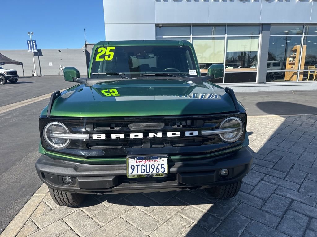 Used 2025 Ford Bronco Outer Banks image 24