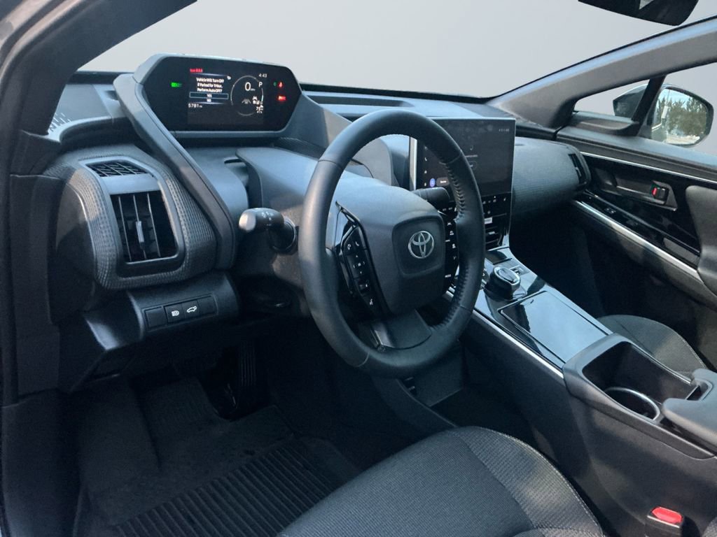 Used 2024 Toyota bZ4X XLE w/ Weather Package image 10