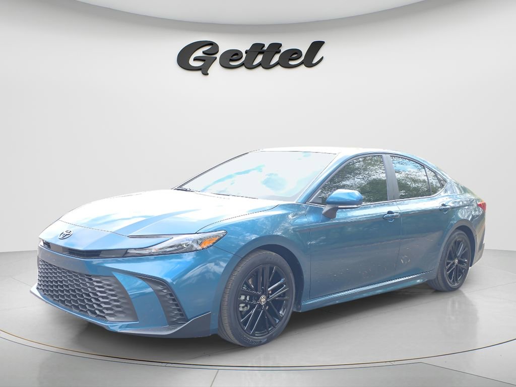 Used 2026 Toyota Camry SE image 1