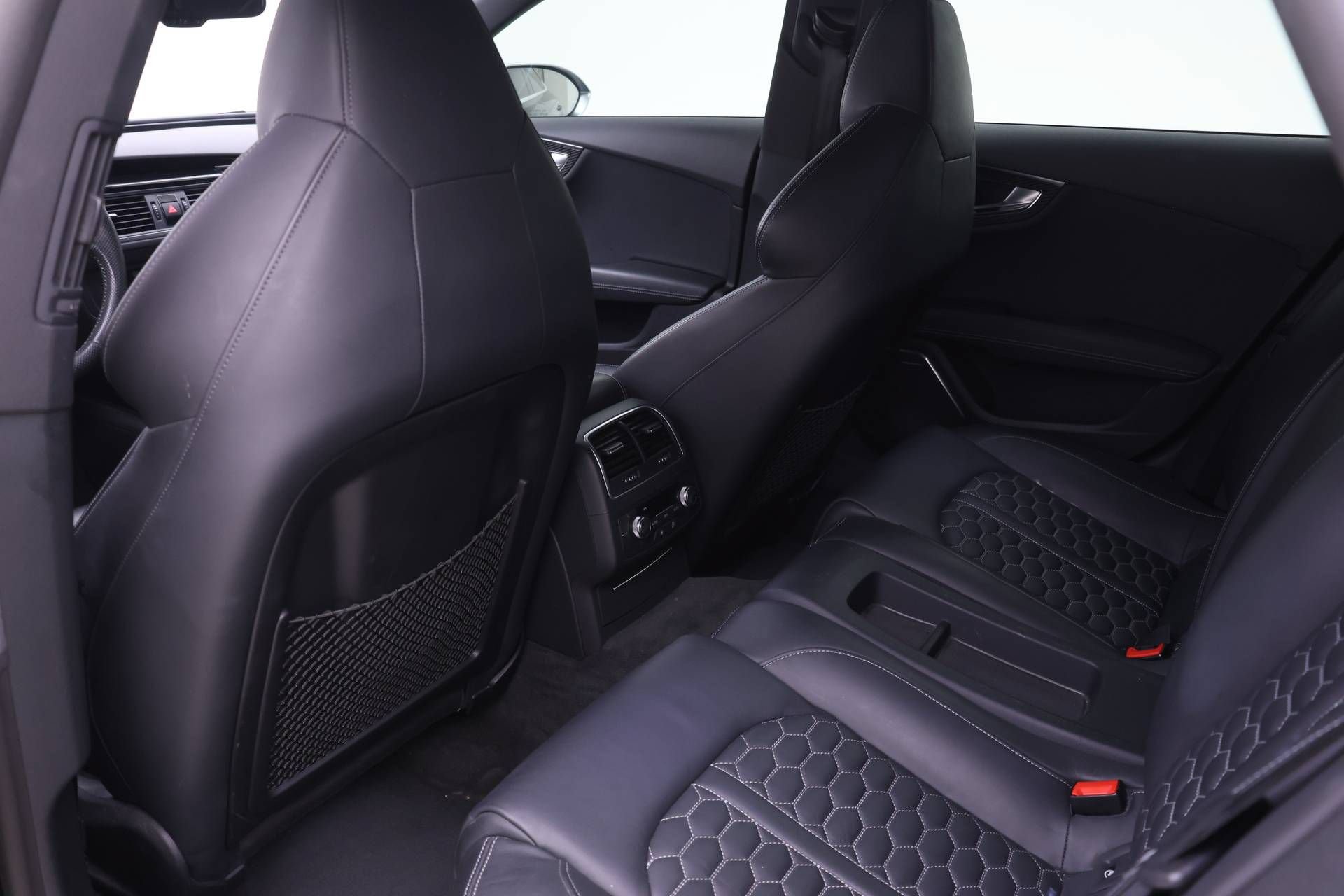 Used 2015 Audi RS 7 Prestige w/ Dynamic Package AWD/4WD image 15
