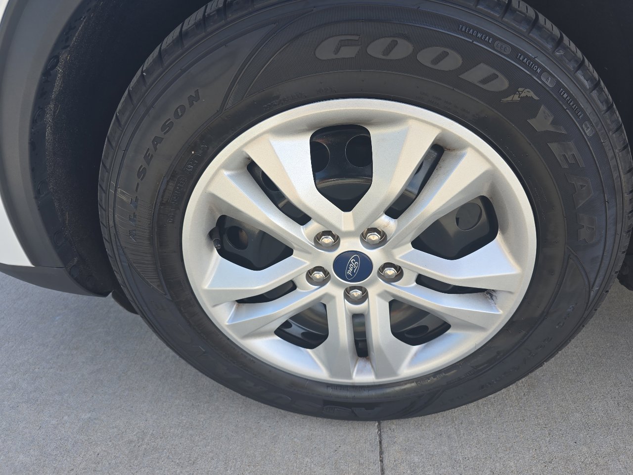 Used 2021 Ford Escape S image 11