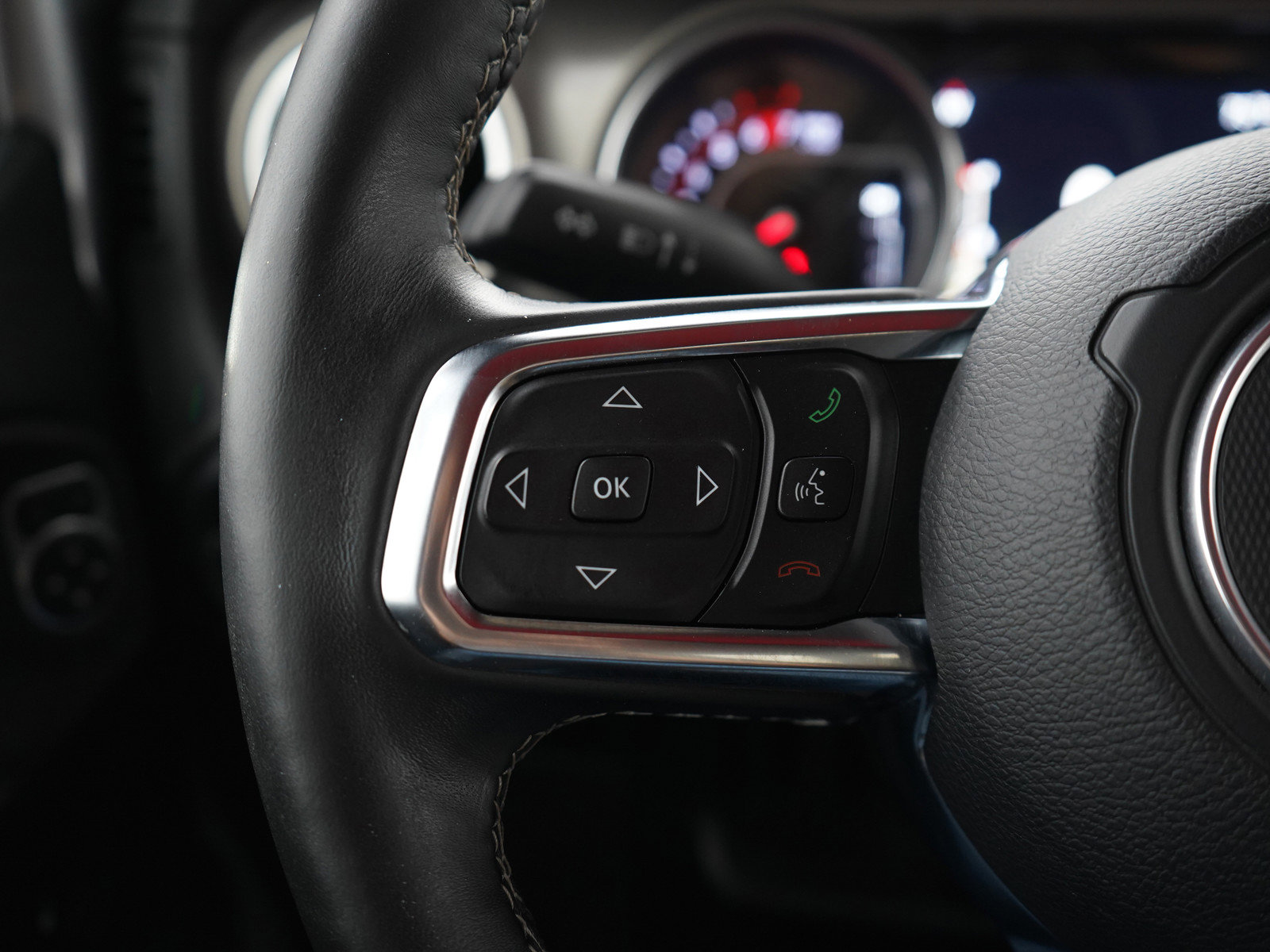 Used 2018 Jeep Wrangler Unlimited Rubicon image 25