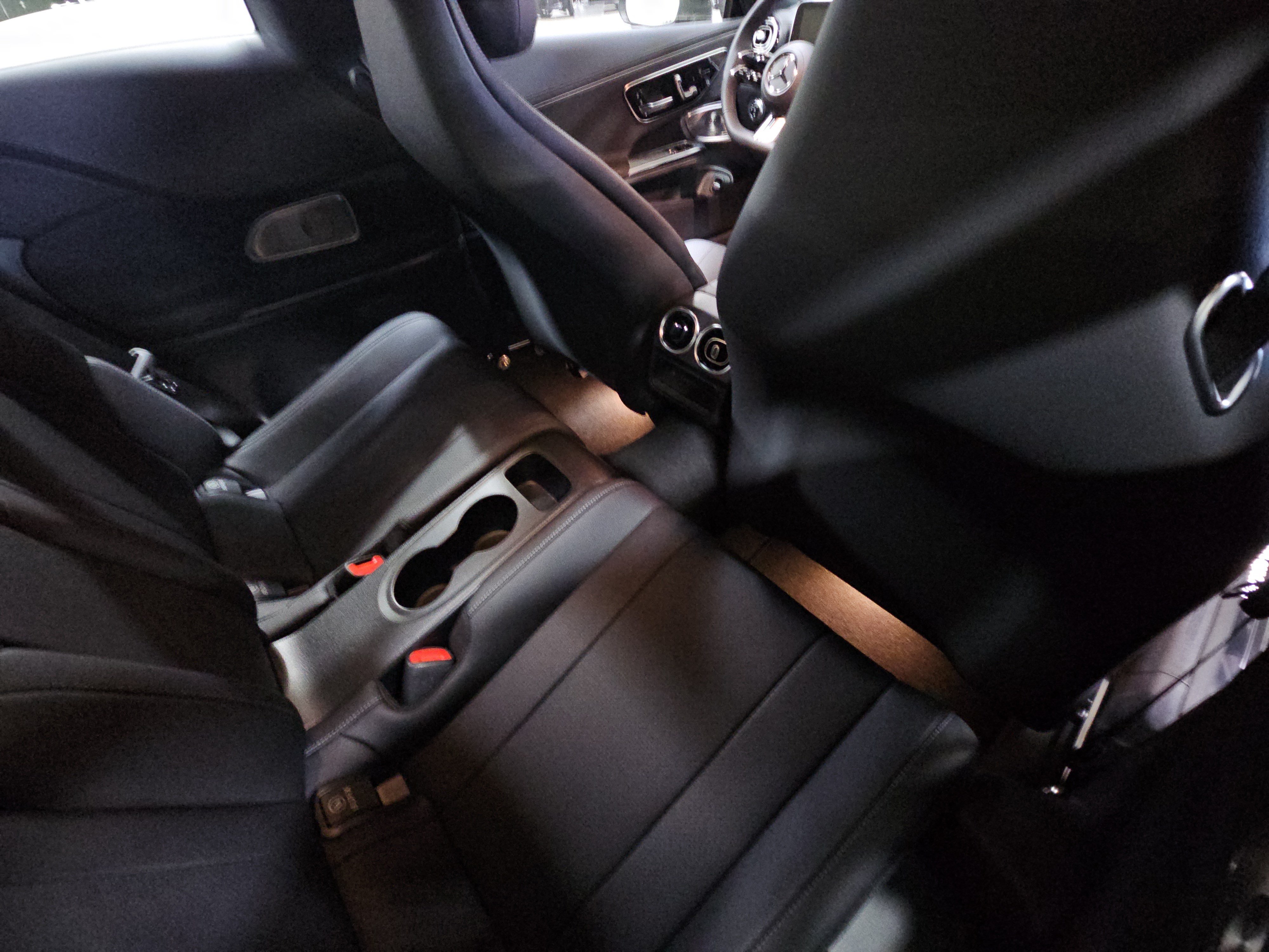 New 2026 Mercedes-Benz CLE 300 4MATIC Coupe image 11