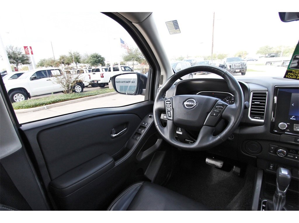 Certified 2023 Nissan Frontier SV w/ SV Premium Package image 6