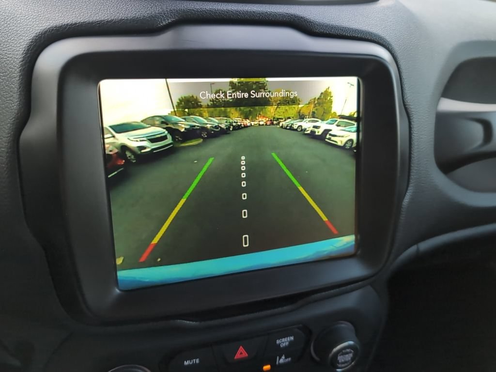 Used 2022 Jeep Renegade Limited AWD/4WD image 24