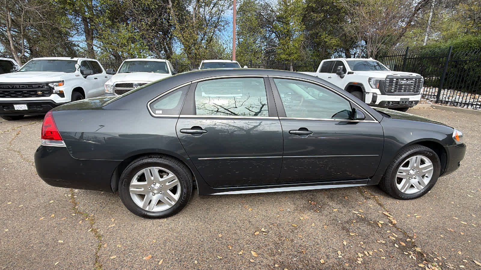 Used 2013 Chevrolet Impala LT image 4