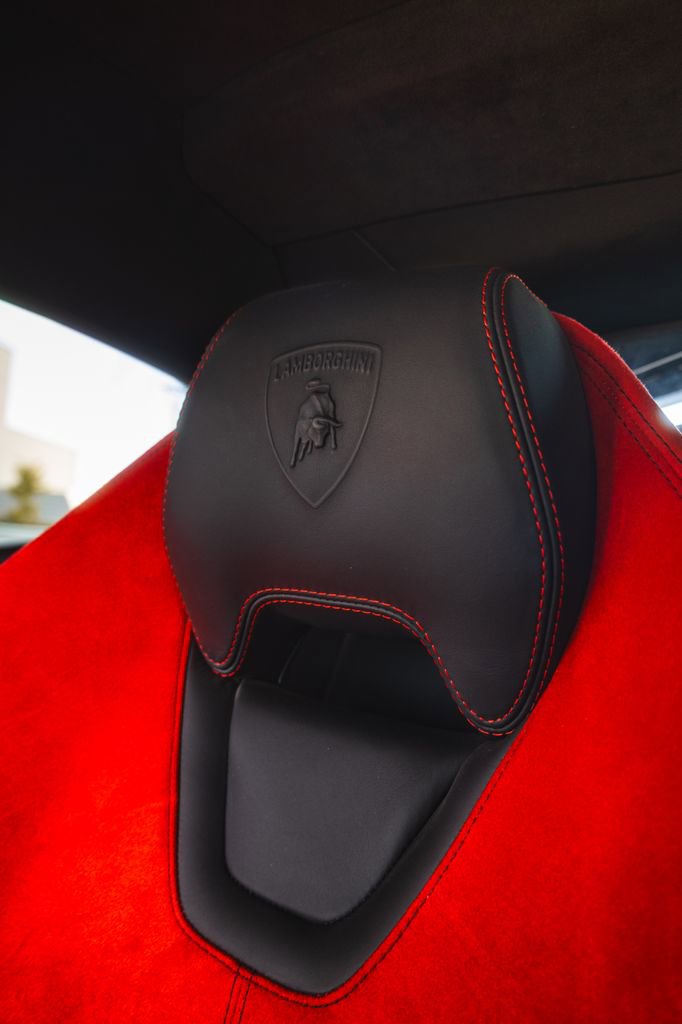 Used 2015 Lamborghini Huracan LP 610-4 image 30