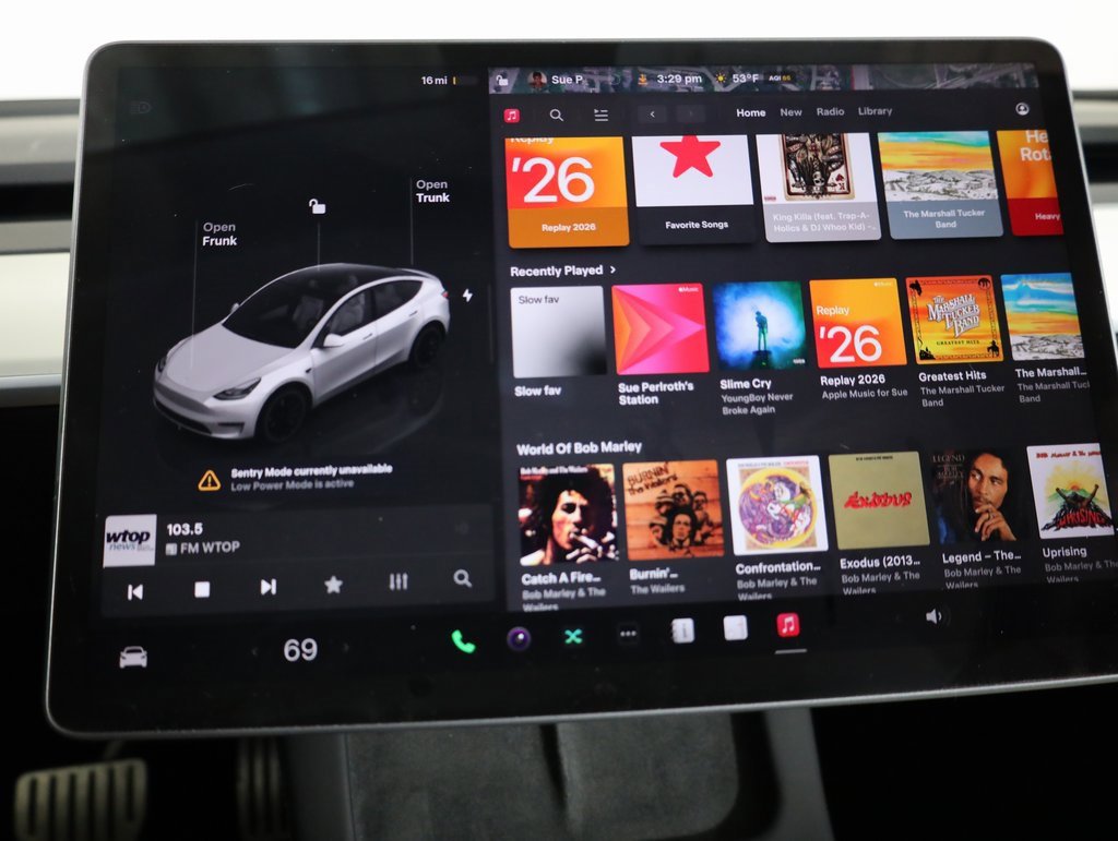 Used 2023 Tesla Model Y Performance image 24