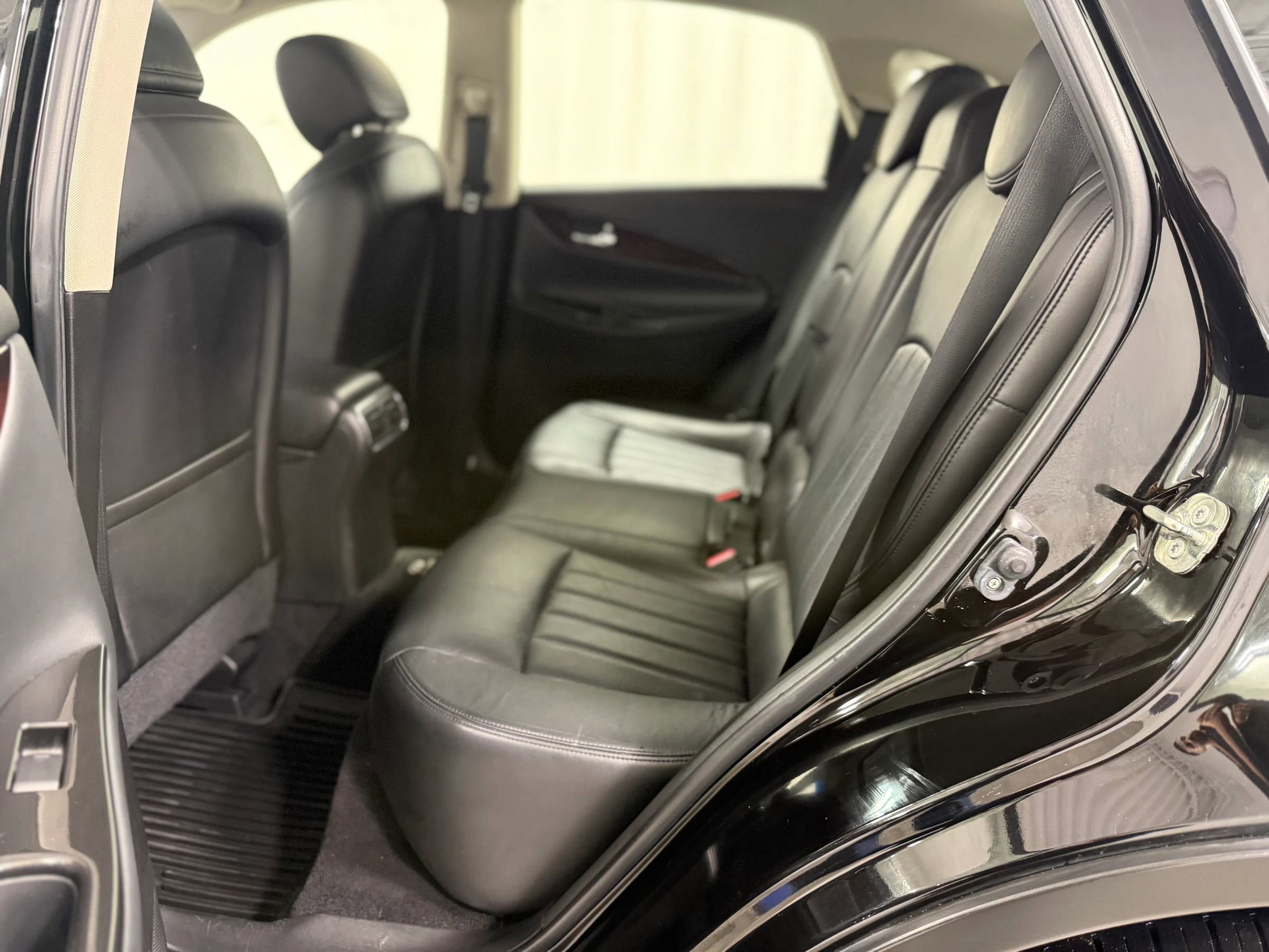 Used 2015 INFINITI QX50 Journey image 34