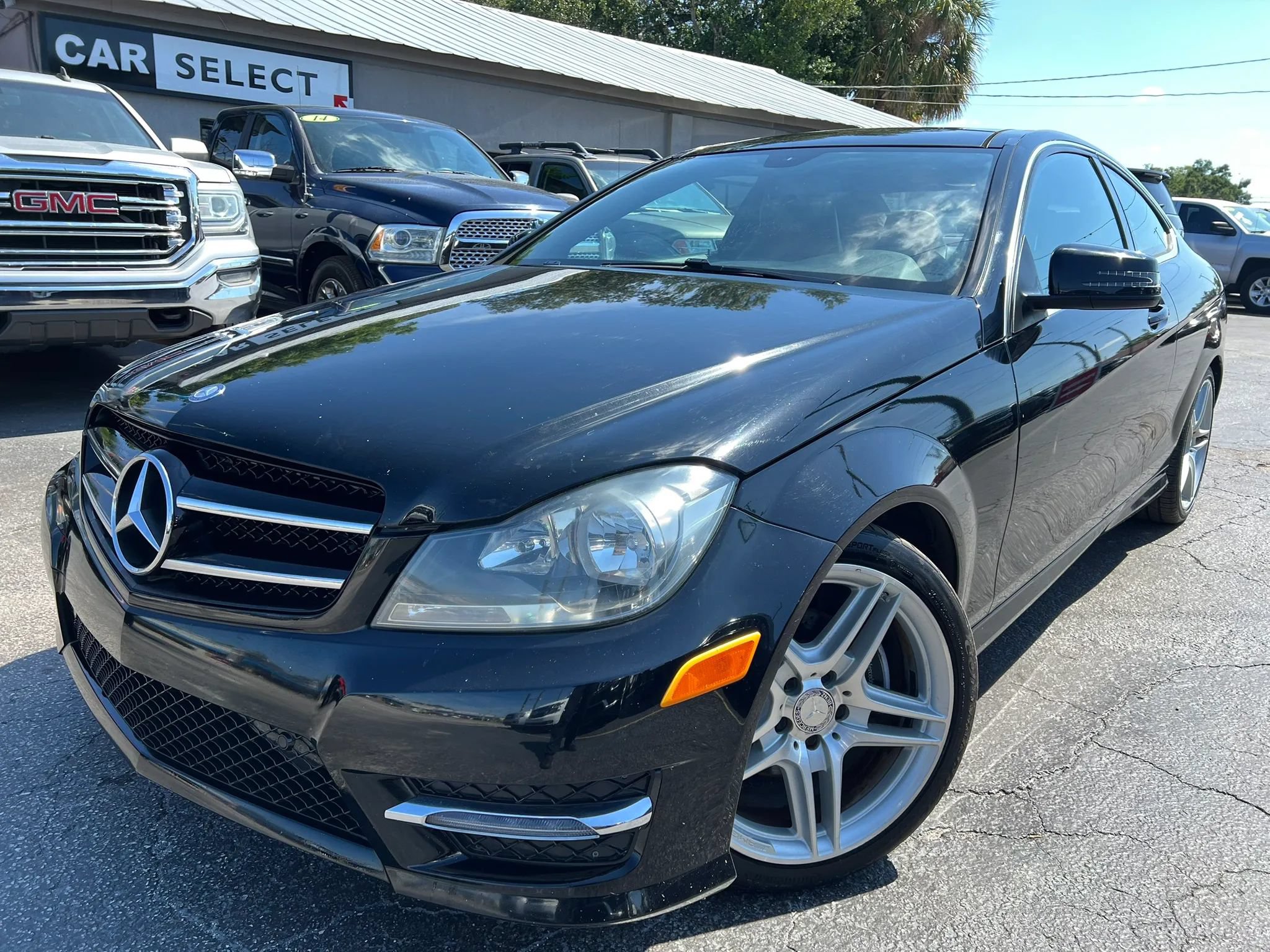 Used 2015 Mercedes-Benz C 250 Coupe image 1