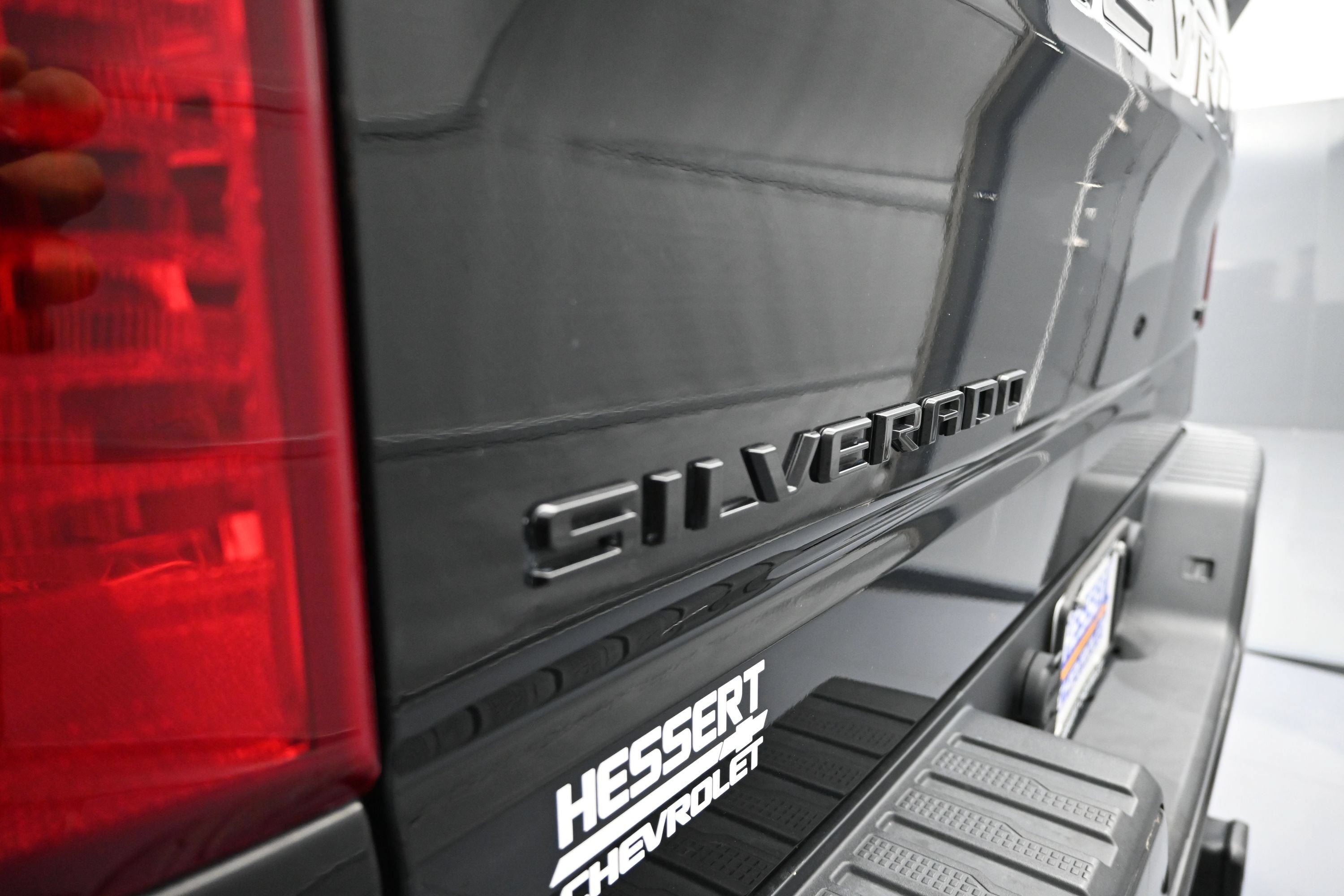 Used 2023 Chevrolet Silverado 1500 Custom w/ LPO, Dark Essentials Package AWD/4WD image 33
