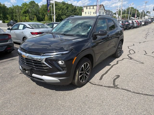 Used 2025 Chevrolet TrailBlazer LT AWD/4WD image 1