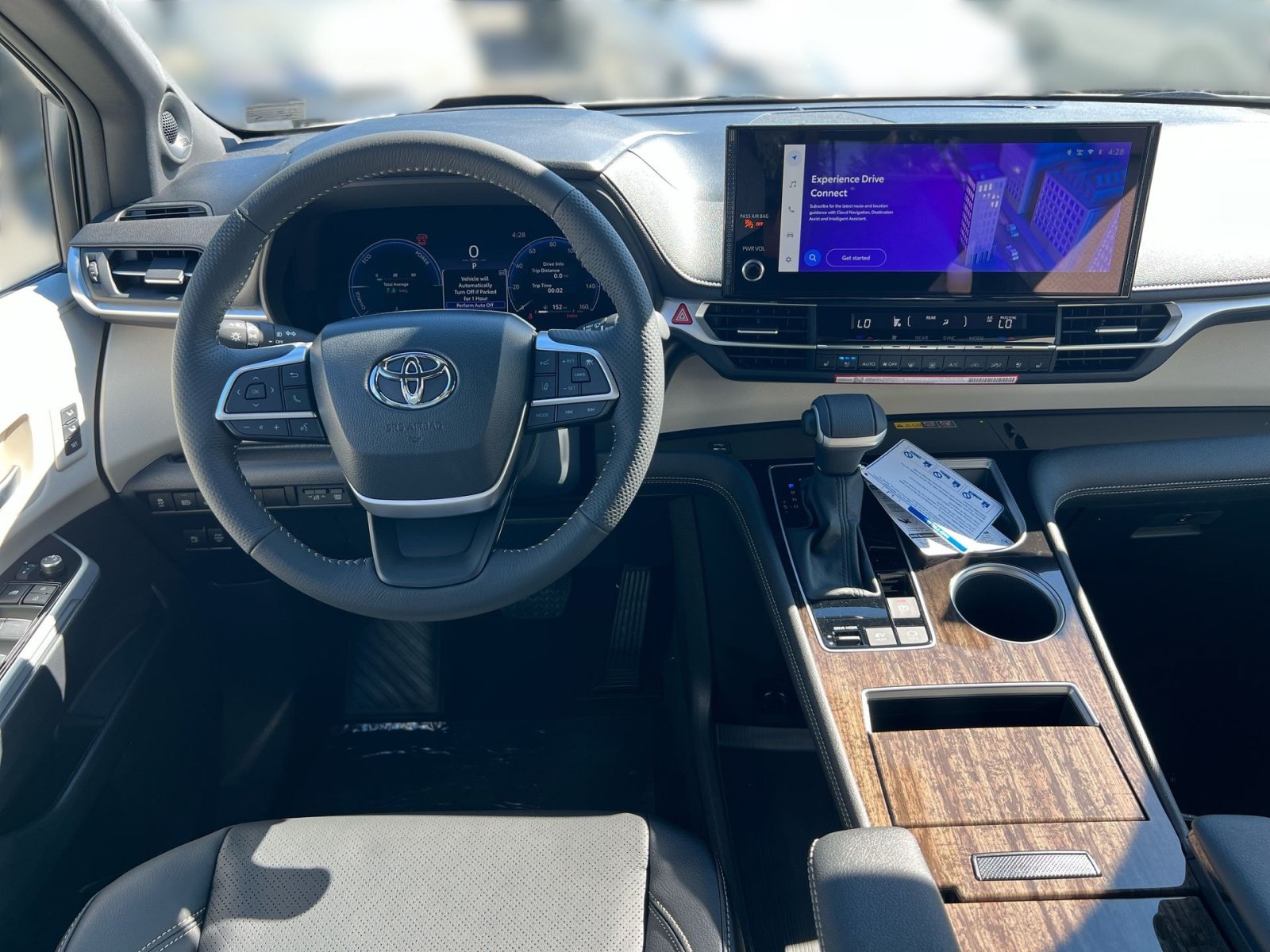 New 2026 Toyota Sienna Platinum AWD/4WD image 18