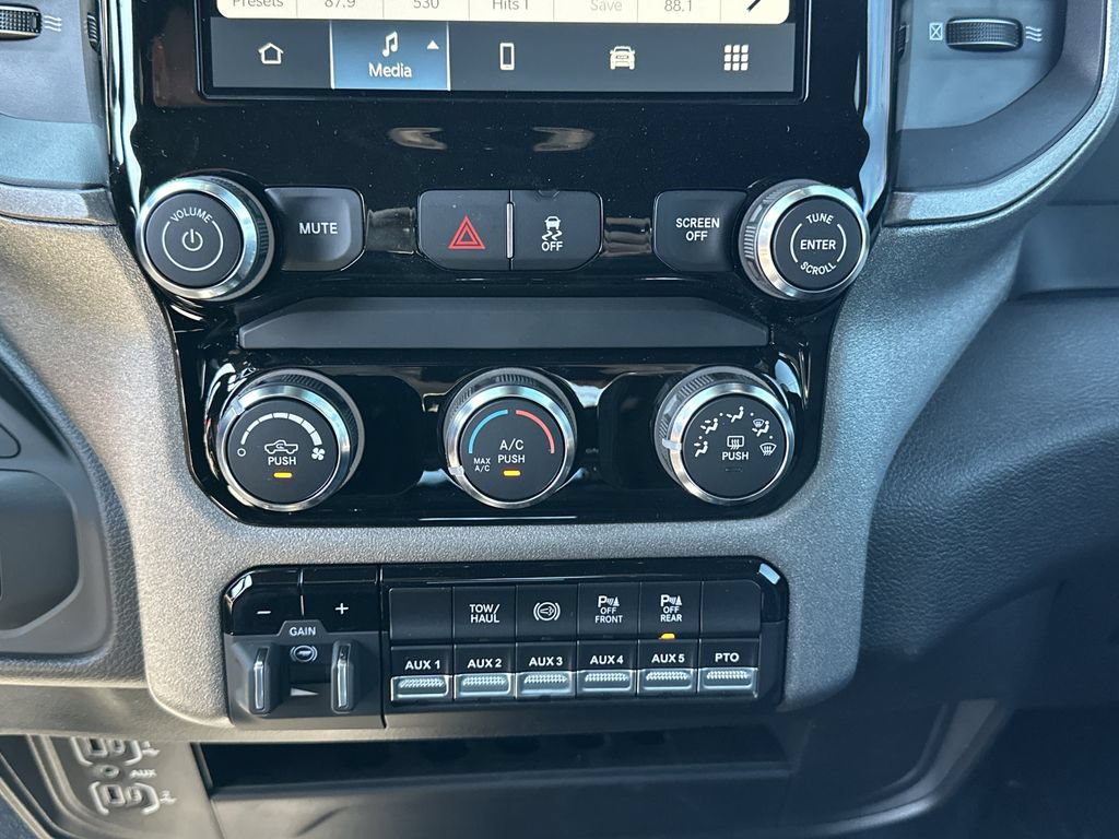New 2026 RAM 5500 Tradesman w/ Chrome Appearance Group AWD/4WD image 17