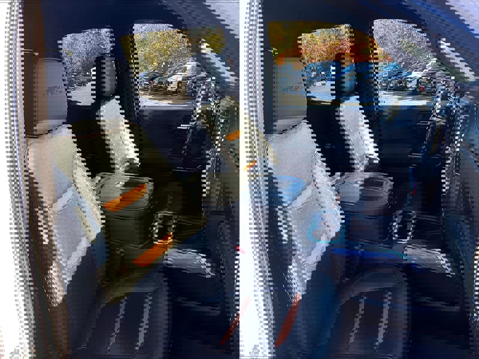 Used 2020 GMC Sierra 1500 AT4 w/ AT4 Premium Package image 11