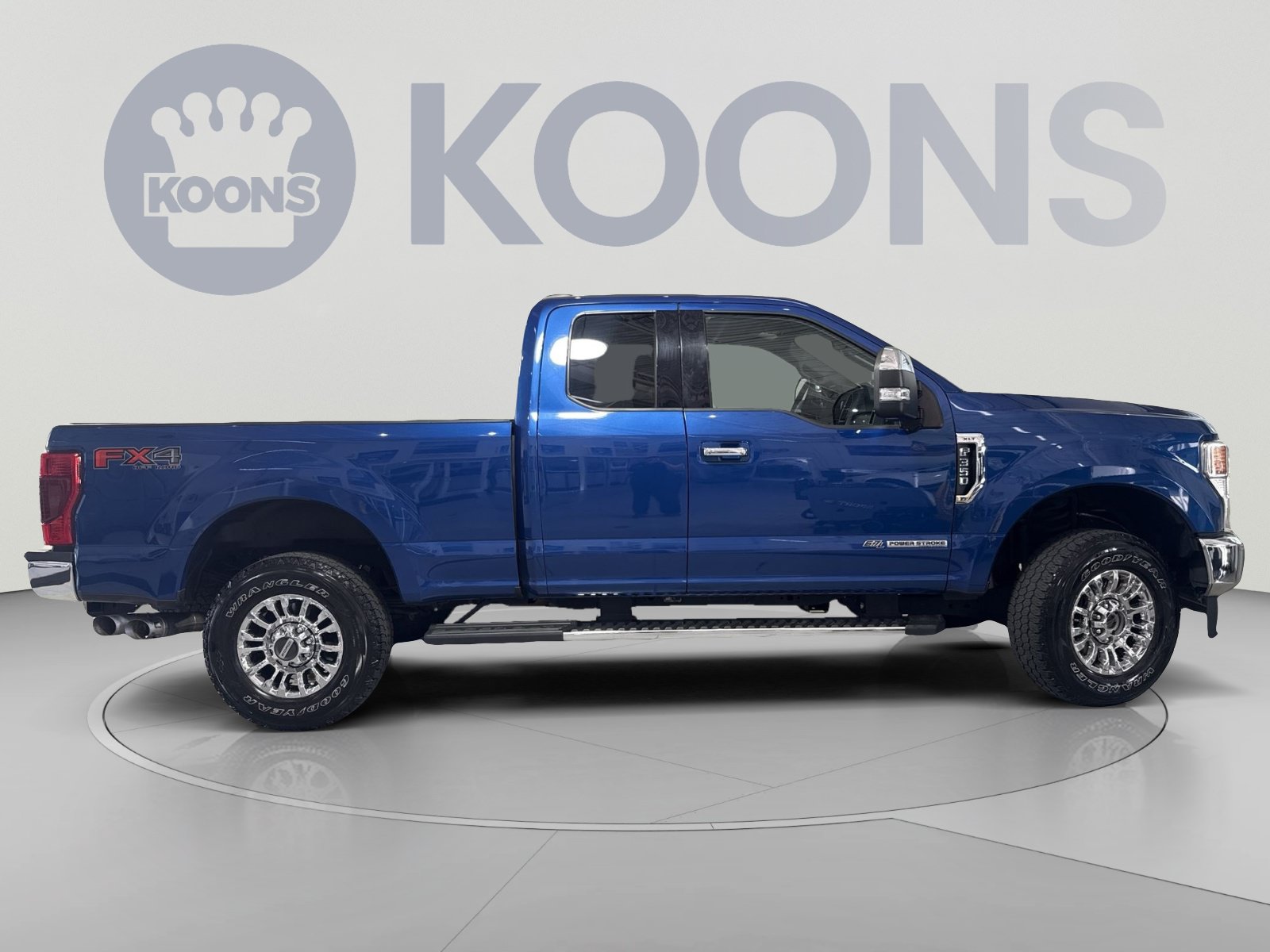 Used 2022 Ford F350 XLT w/ XLT Premium Package AWD/4WD image 12