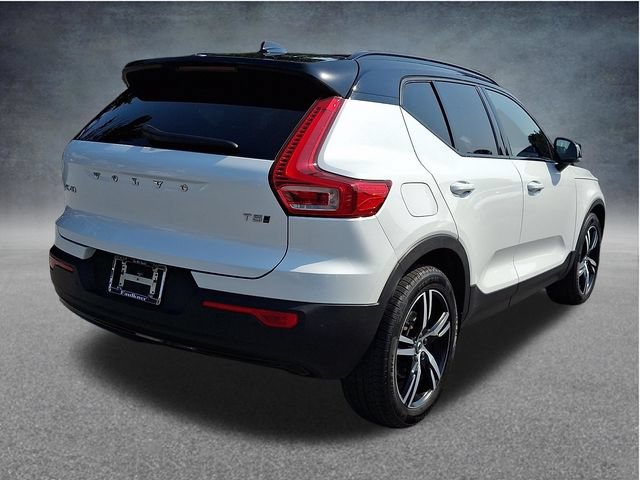 Used 2021 Volvo XC40 T5 R-Design w/ Advanced Package AWD/4WD image 6