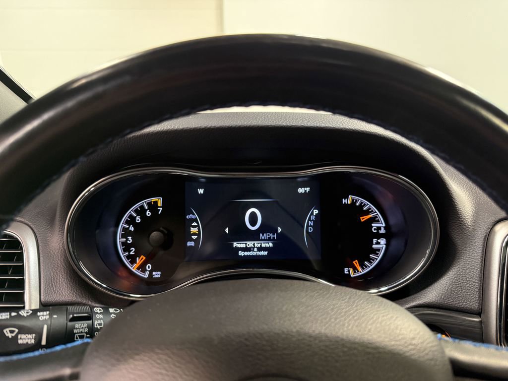 Used 2019 Jeep Grand Cherokee Laredo AWD/4WD image 77