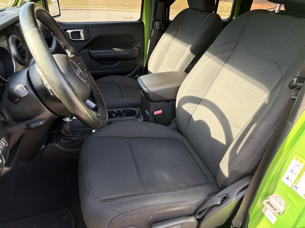 Used 2019 Jeep Wrangler Unlimited Sport S AWD/4WD image 25