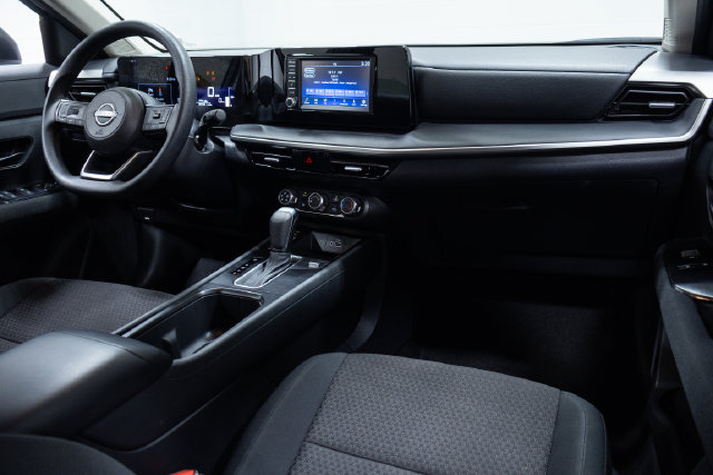 Used 2025 Nissan Kicks S FWD image 25